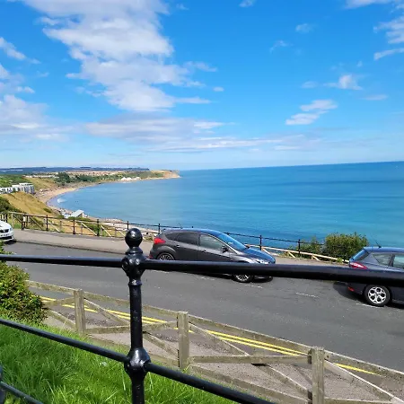 Apartment Seaside Flat With Fireplace Fast Wifi Free Parking Scarborough